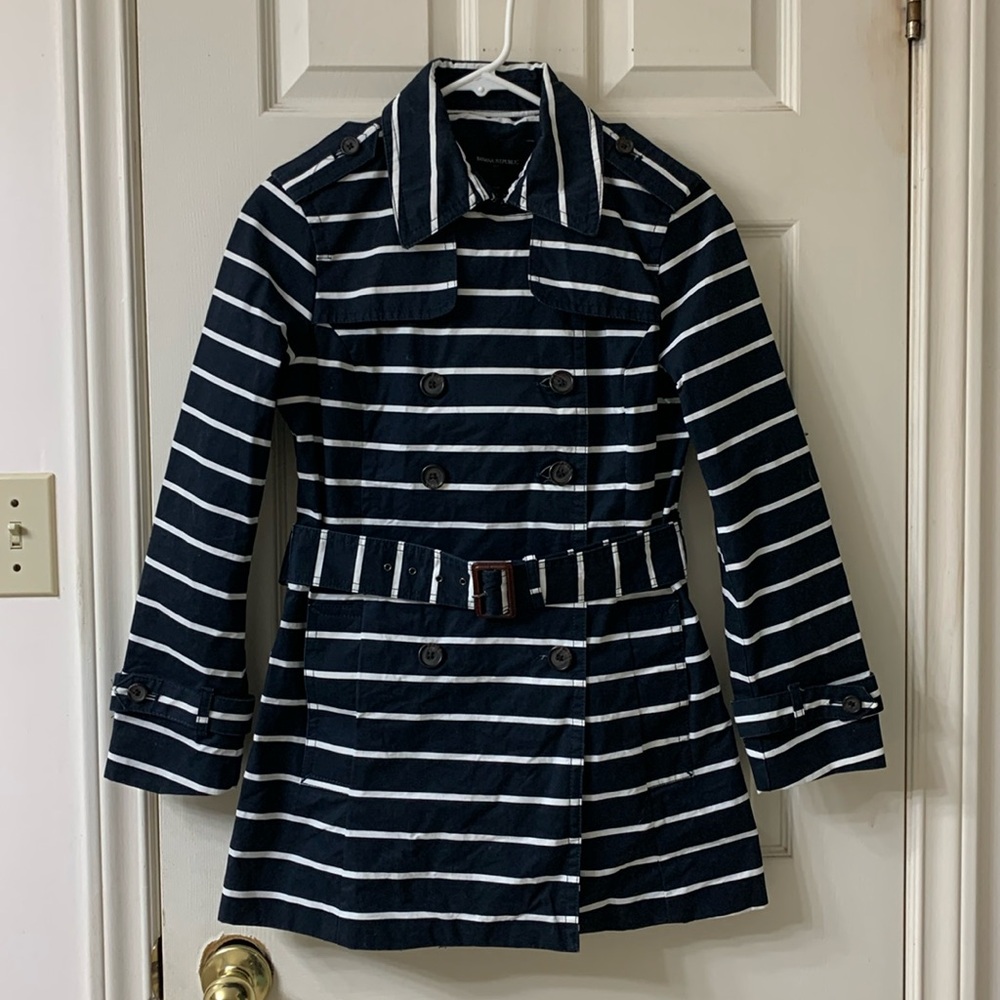 🌷3 for $25🌷Banana Republic, US SP, Navy & White Stripe Double Breasted Coat